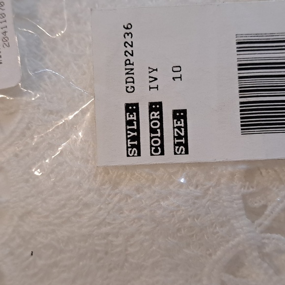 Guess Womens Eyelet Spaghetti Strap Short Fit + Flare Dress White Sz 10 - Picture 4 of 4